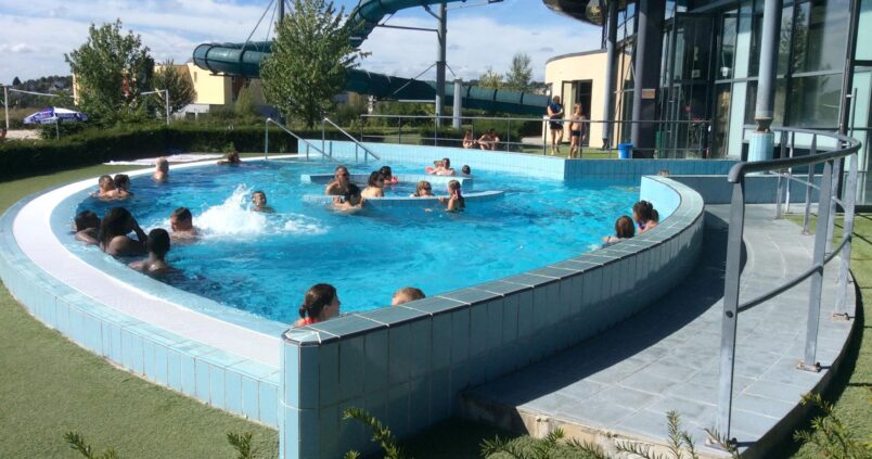 Rivéa is an aquatic centre with several indoor and outdoor pools