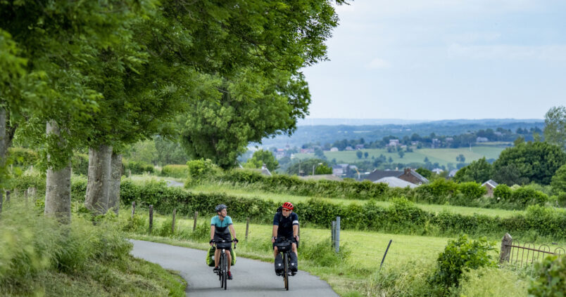 Louez des VTT, des vélos électriques ou des accessoires