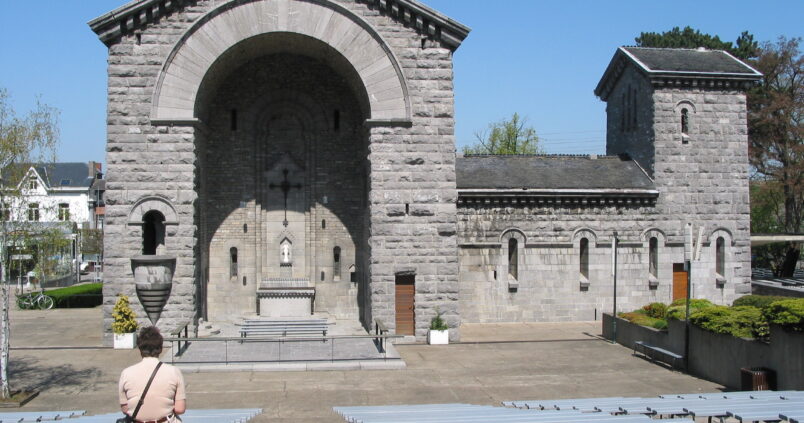 The sanctuary of Beauraing is a place of pilgrimage dedicated to Our Lady of the Golden Heart